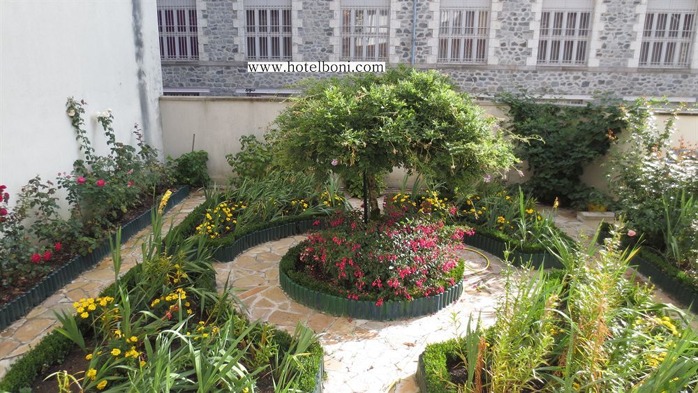 Contact Hotel Limoges - Hotel Des Deux Moulins Exterior photo
